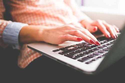 Salon online z wysokiej jakości bielizną w Internecie. 2022