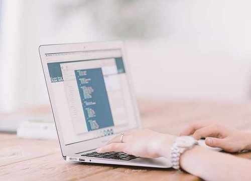 Odwiedź nasz internetowy portal, jeżeli potrzebujesz upominków dla fanów języka szwedzkiego! 2023